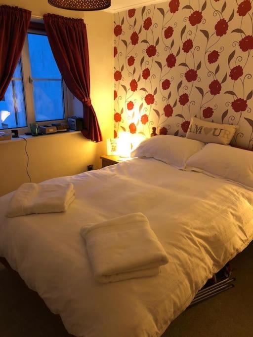 Lovely Riverside Flat Stifford Екстериор снимка